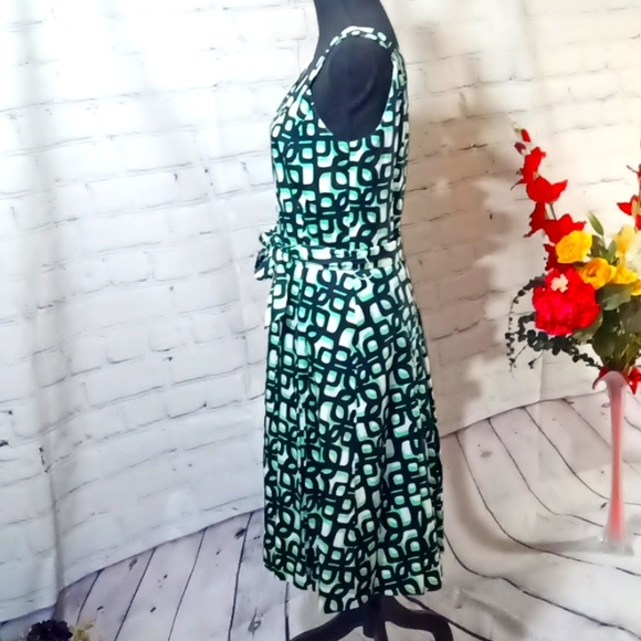 Vintage Slvls SquareNeck mutiPrint MidiDress Greenwhite - Picture 4 of 12